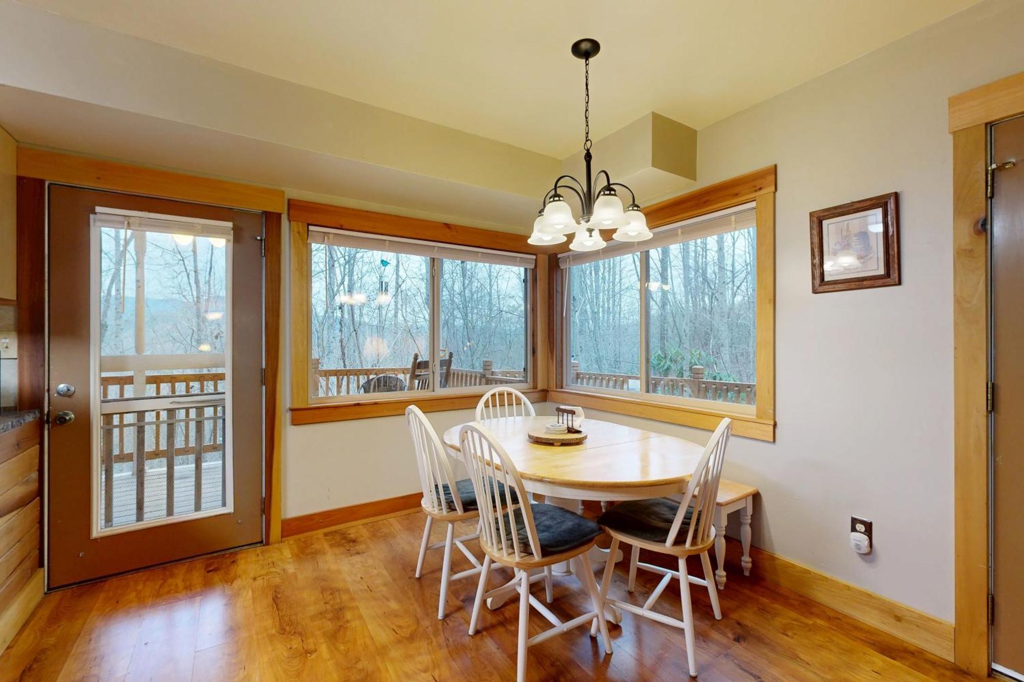 2 Bed 2 Bath Vacation Home In Whittier V Εξωτερικό φωτογραφία